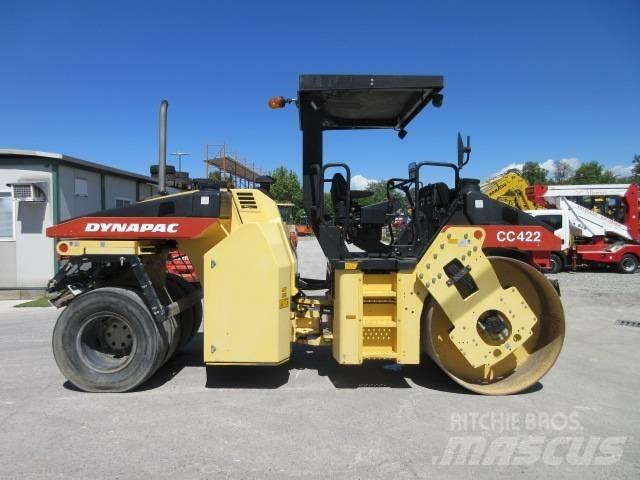 Dynapac CC 422 C مداحل ثنائية الاسطوانة