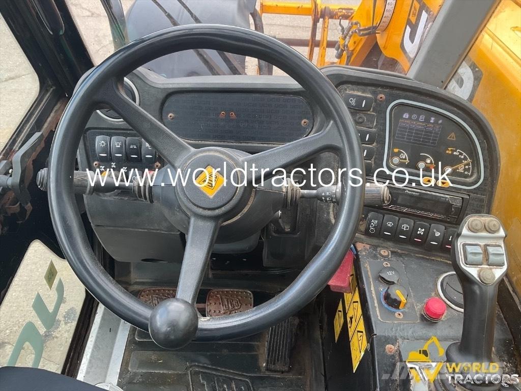JCB 526-56 Agri معدات مناولة لأغراض الزراعة