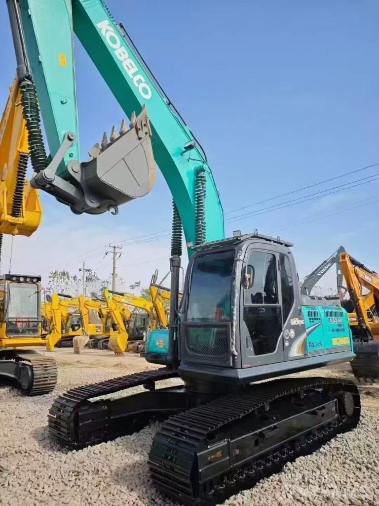 Kobelco SK 200 حفارات زحافة