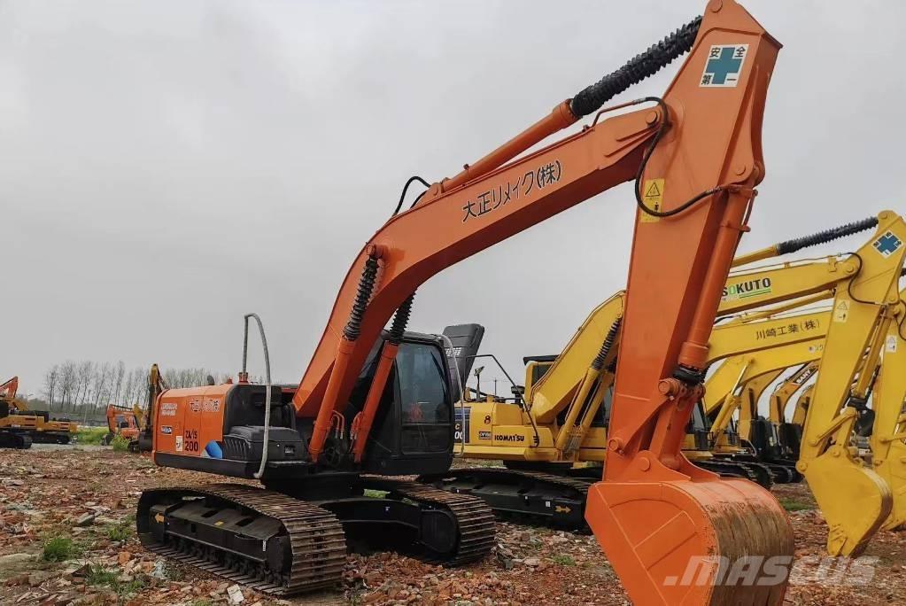 Hitachi Zaxis 200 LC حفارات زحافة