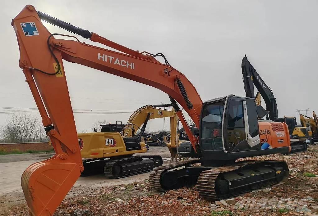 Hitachi Zaxis 200 LC حفارات زحافة