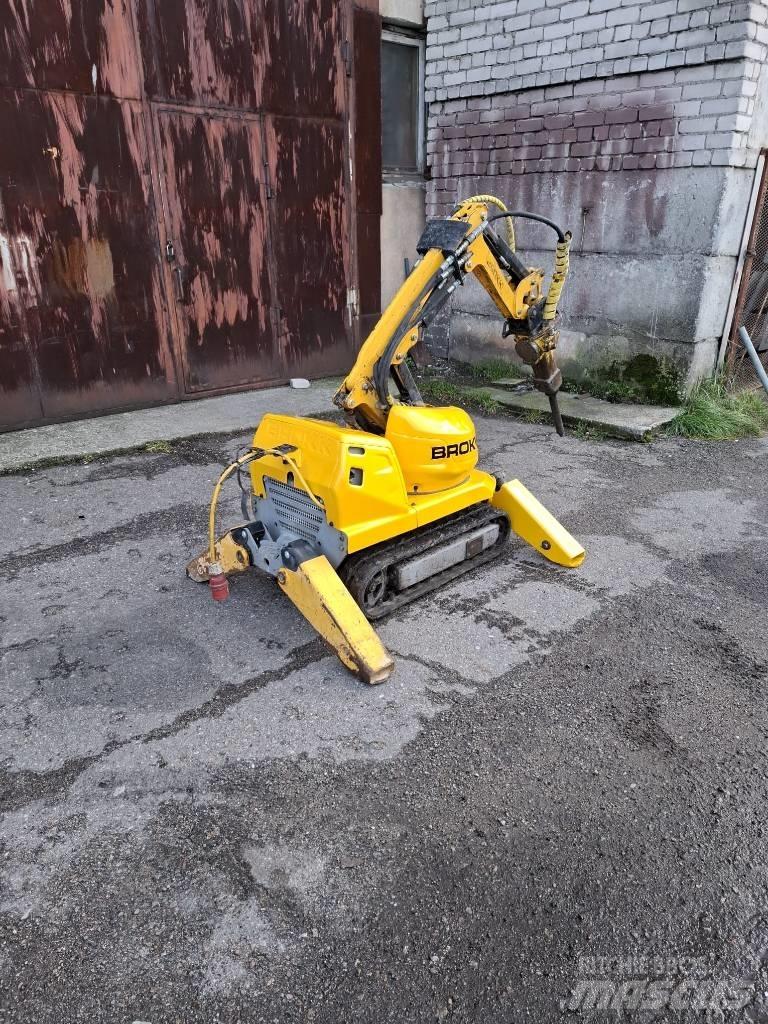 Brokk 60 حفارات هدم