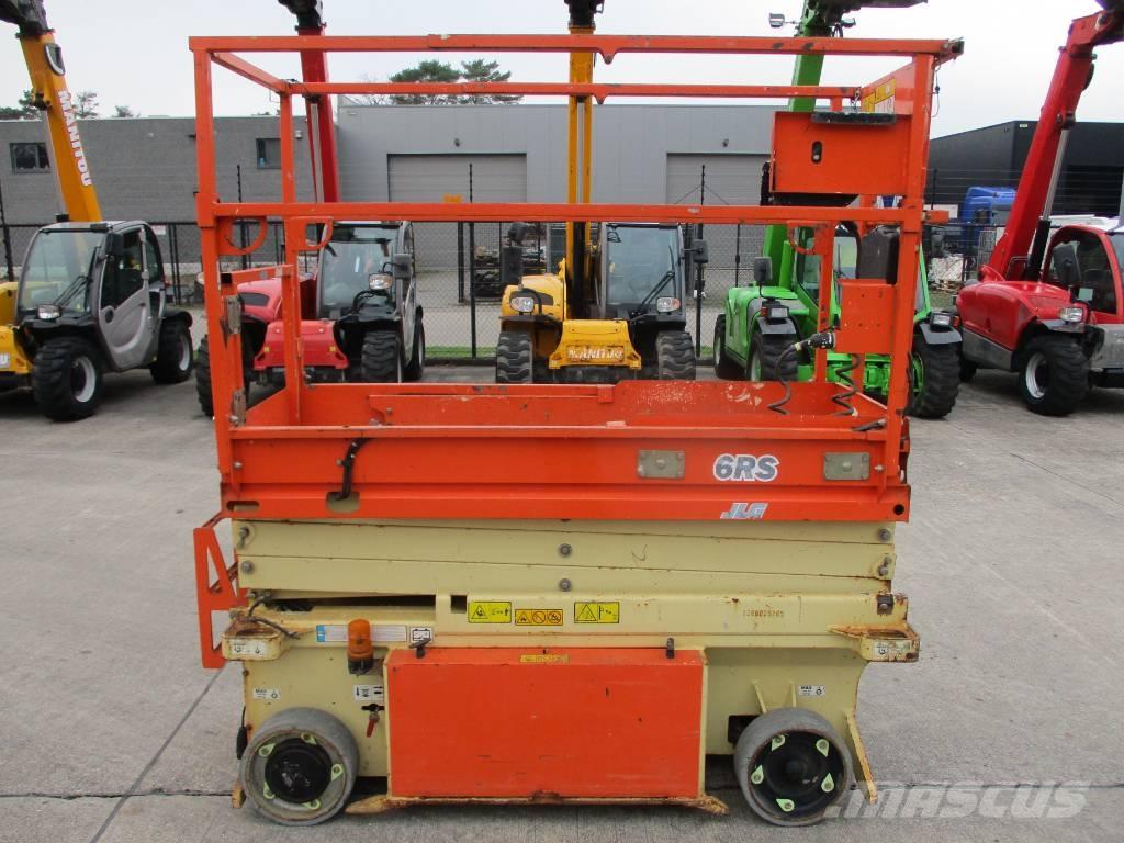JLG 6RS (765) رافعات مقصية الشكل