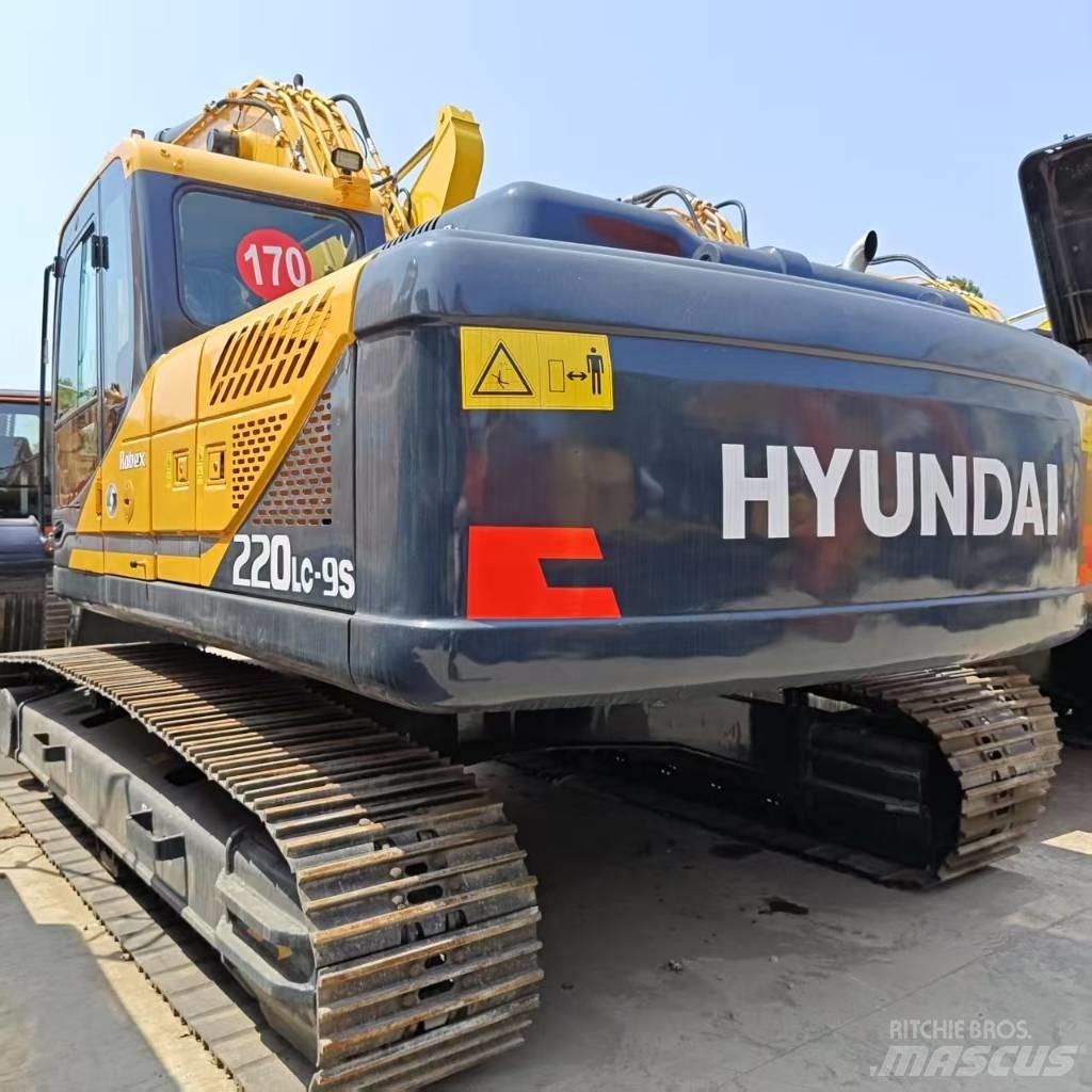 Hyundai 220lc-9s حفارات زحافة
