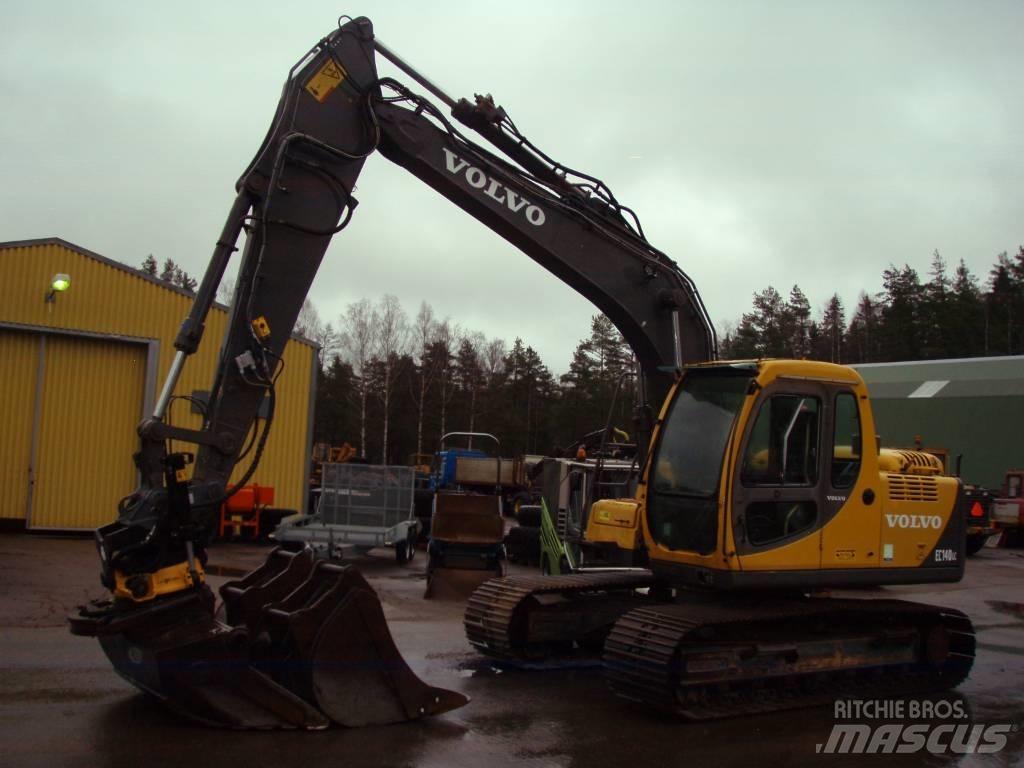 Volvo EC 140 LC حفارات زحافة