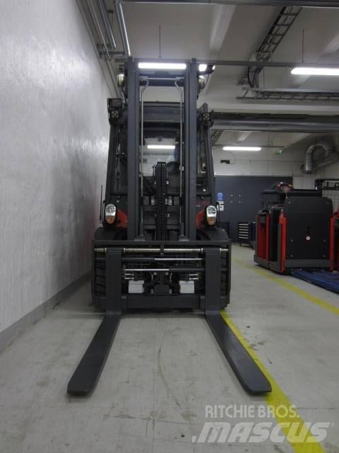 Linde H 30 D-03 شاحنات الديزل