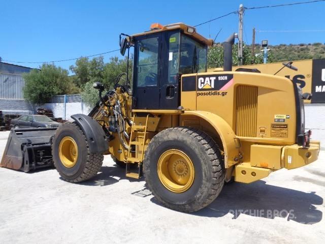 CAT 930 H لوادر بعجل