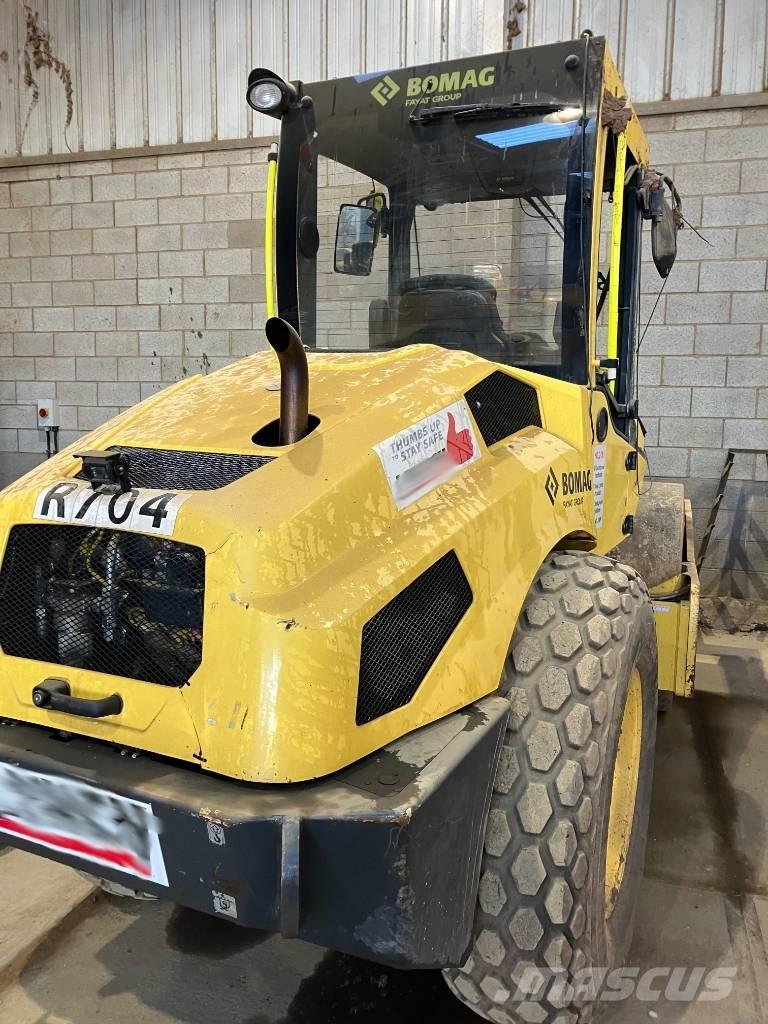Bomag BW 177 D H-5 مداحل أحادية الأسطوانة