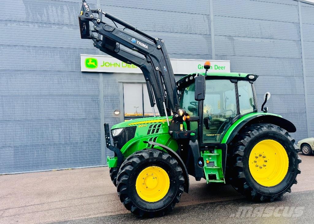 John Deere 6130 R الجرارات
