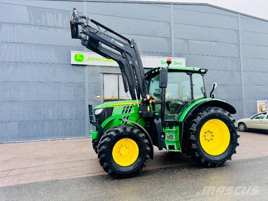 John Deere 6130 R الجرارات