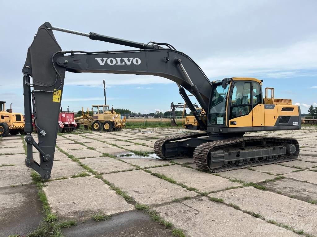 Volvo EC 300 D L حفارات زحافة