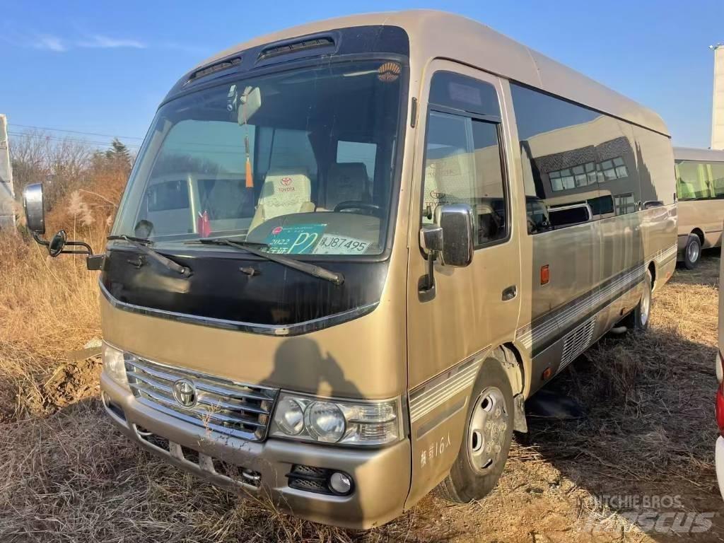 Toyota Coaster حافلة داخل المدينة