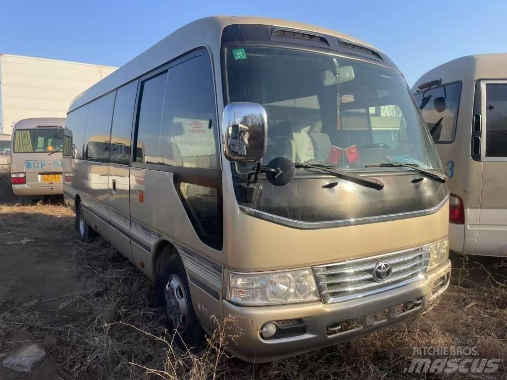 Toyota Coaster حافلة داخل المدينة