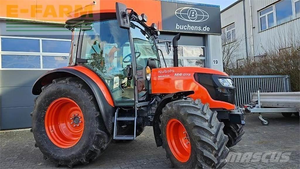 Kubota m4-073 cab الجرارات