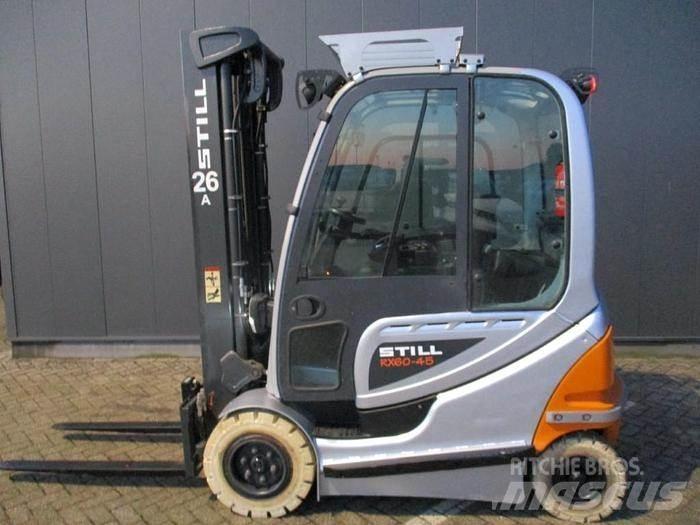 Still RX 60-25 شاحنات ذات رافعات شوكية تعمل بالكهرباء