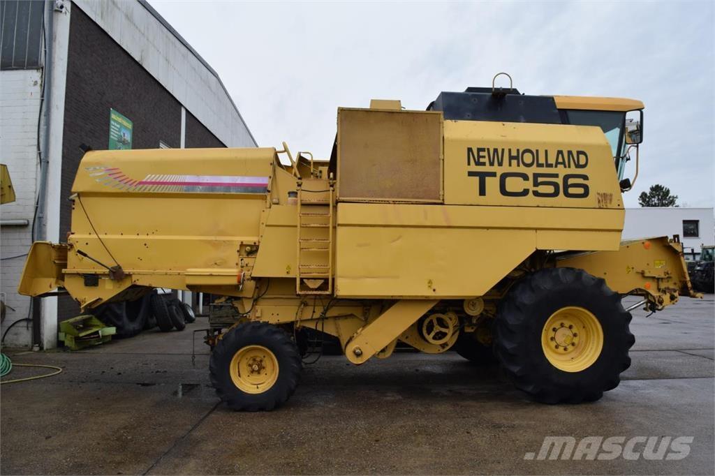 New Holland TC 56 حصادات
