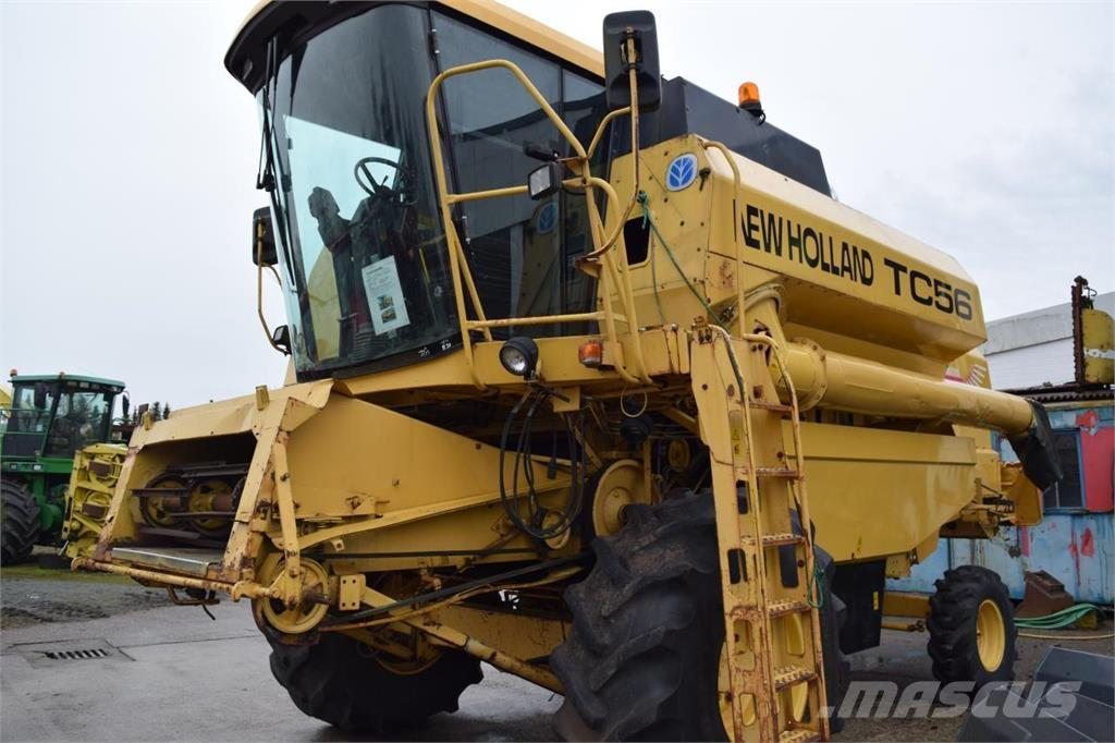 New Holland TC 56 حصادات