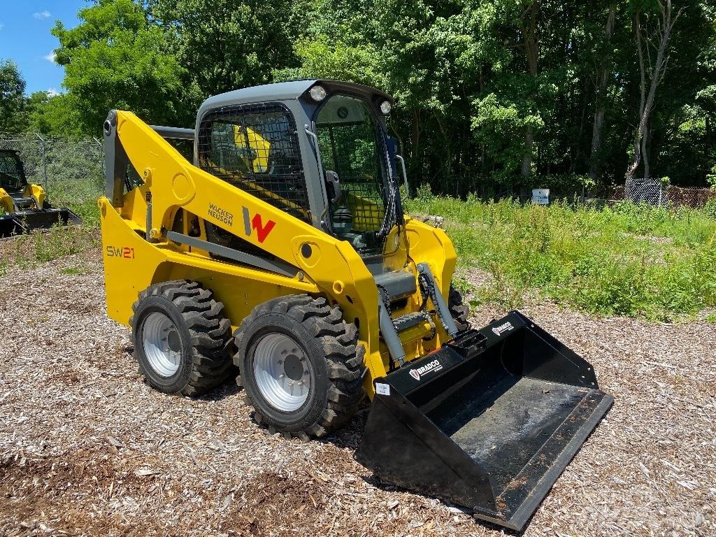 Wacker Neuson SW21 لوادر انزلاقية التوجيه