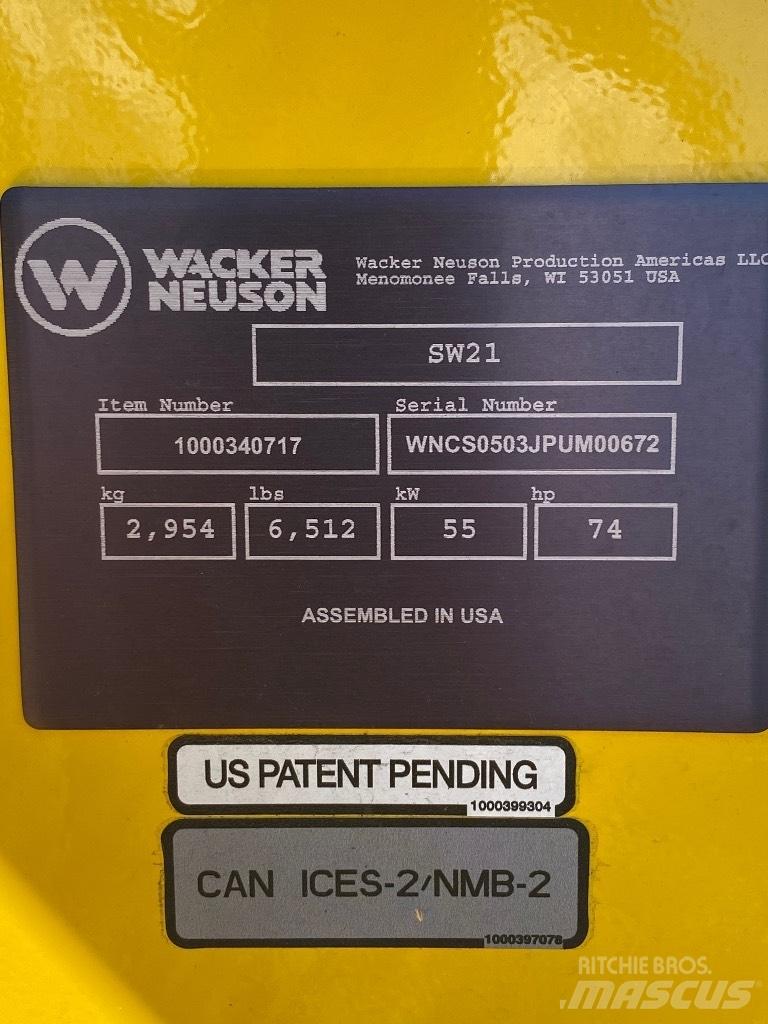 Wacker Neuson SW21 لوادر انزلاقية التوجيه