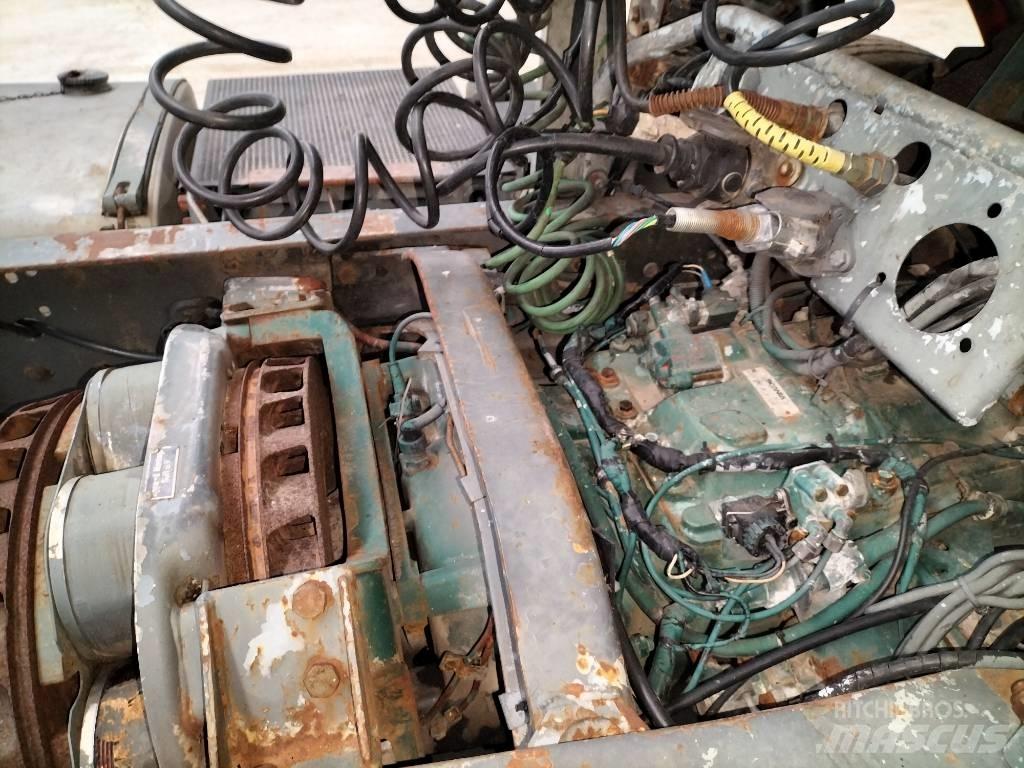 Scania 143 M 500 وحدات الجر