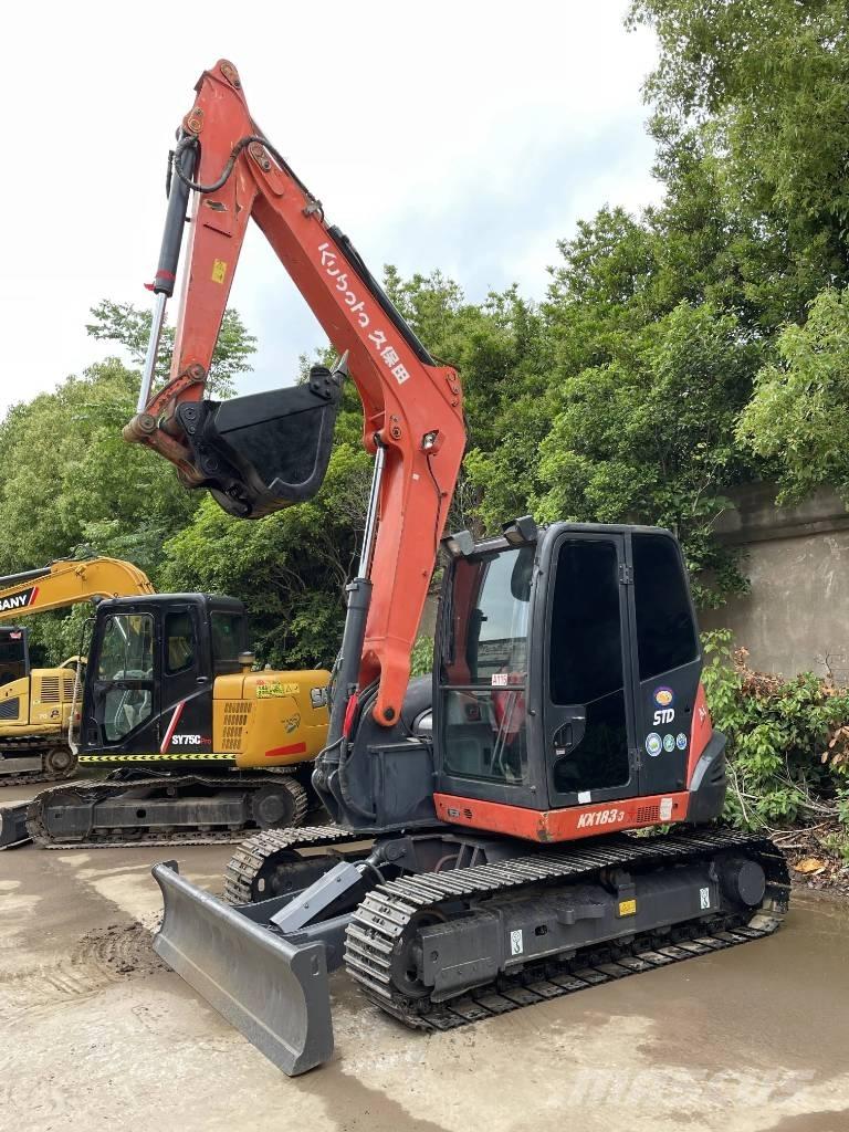 Kubota KX183-3 حفارات وسط 7 طن - 12 طن