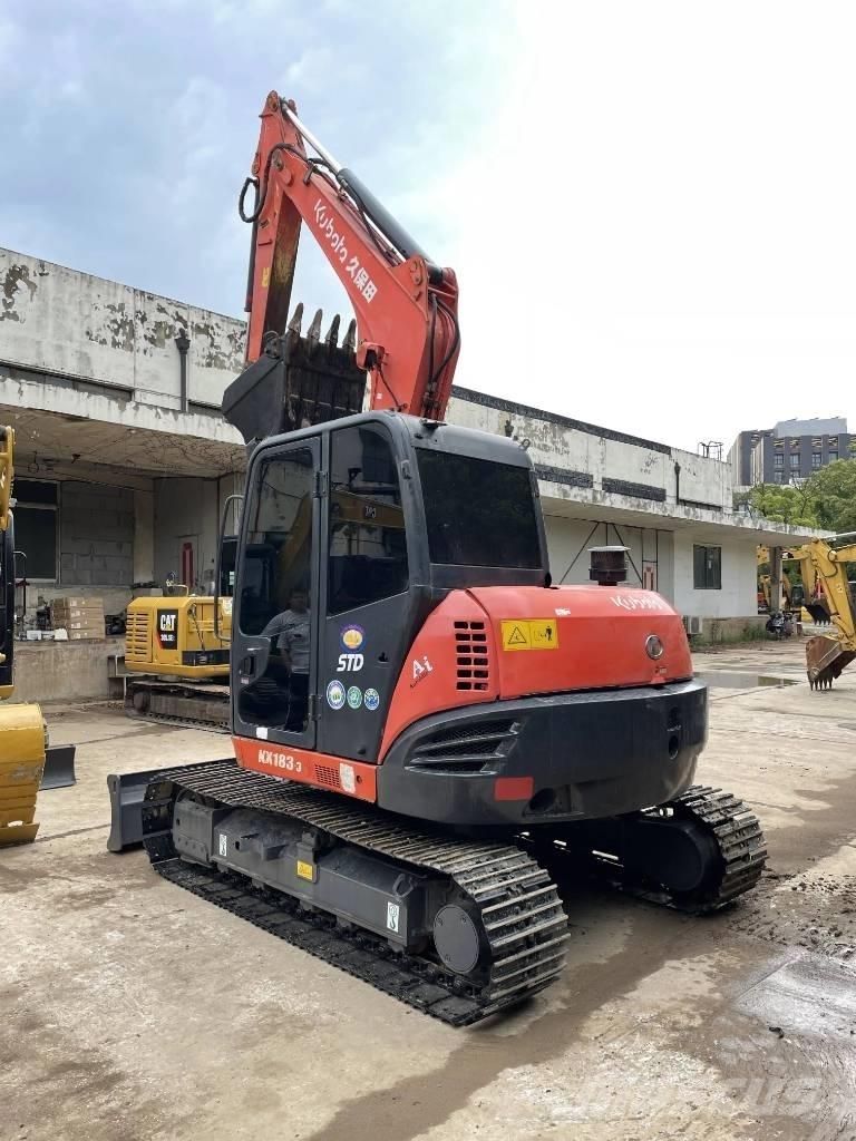 Kubota KX183-3 حفارات وسط 7 طن - 12 طن