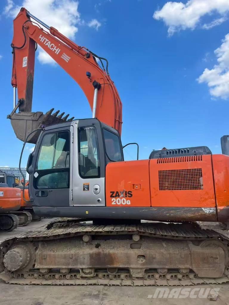Hitachi ZX 200-5 G حفارات زحافة