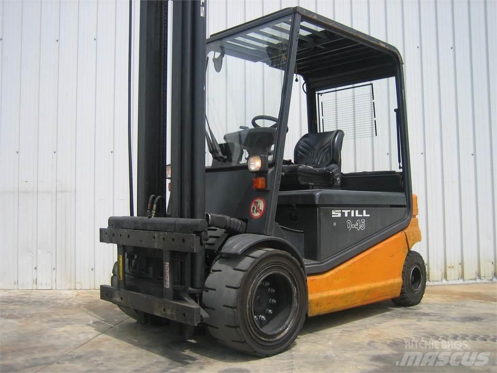 Still R60 45 شاحنات ذات رافعات شوكية تعمل بالكهرباء