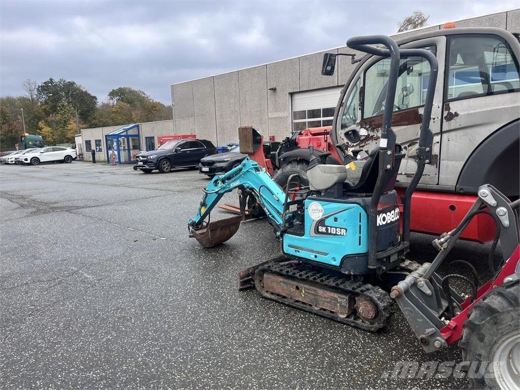Kobelco SK10SR-2 حفارات بعجل