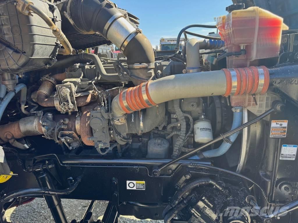 Kenworth T 880 شاحنات قلابة