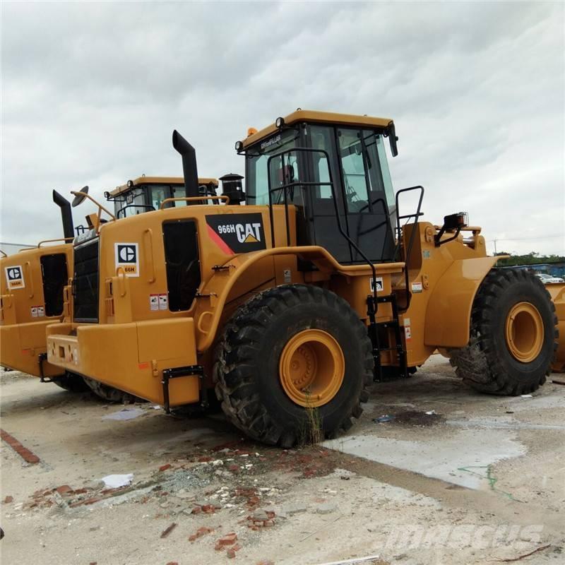 CAT 966H لوادر بعجل