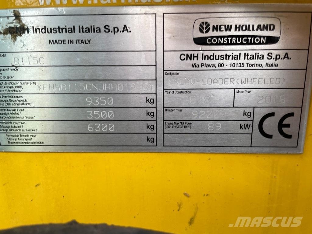 New Holland B115C لوادر ذات جرافات عكسية