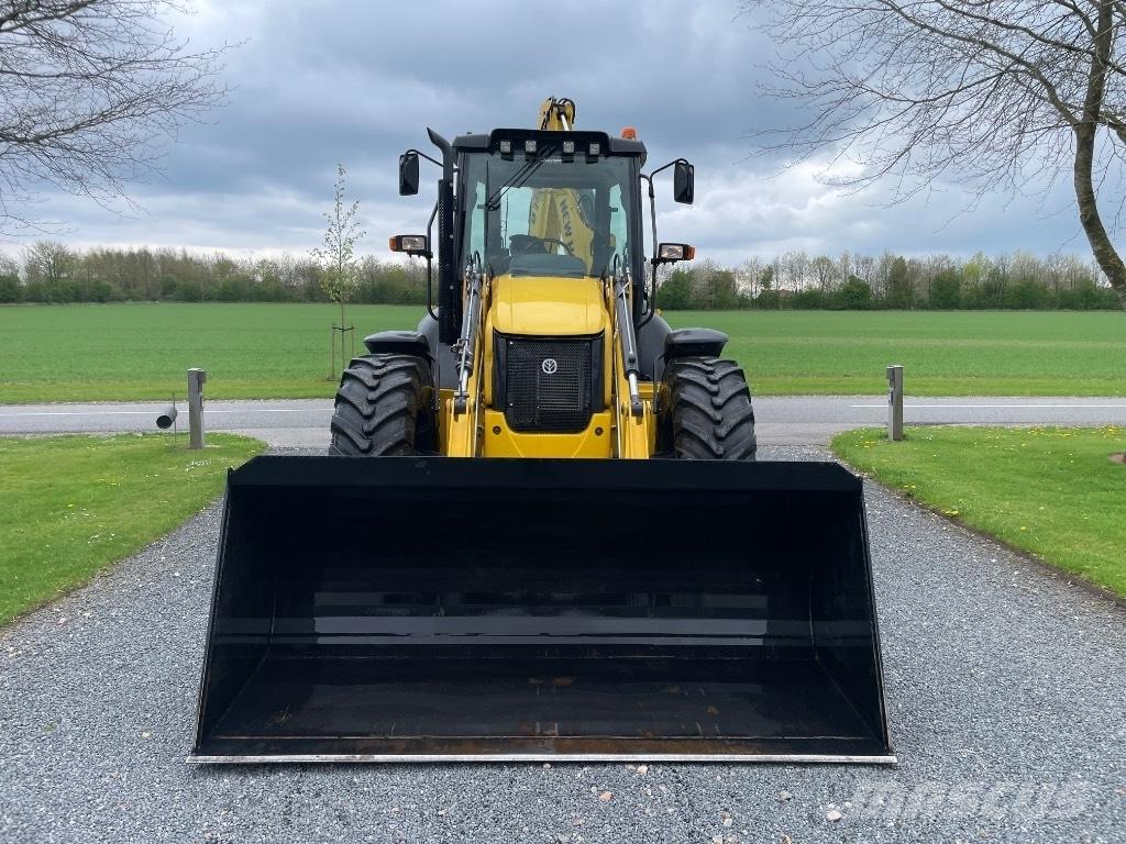 New Holland B115C لوادر ذات جرافات عكسية
