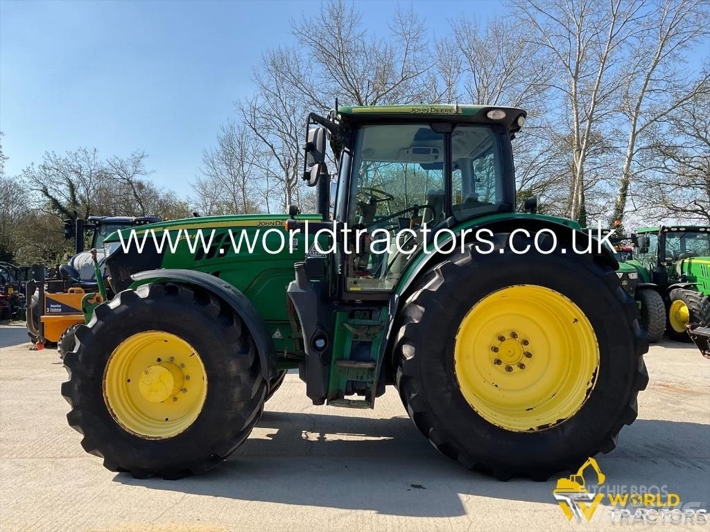 John Deere 6155 R الجرارات