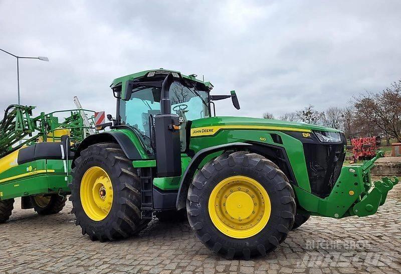 John Deere 8 R 410 الجرارات