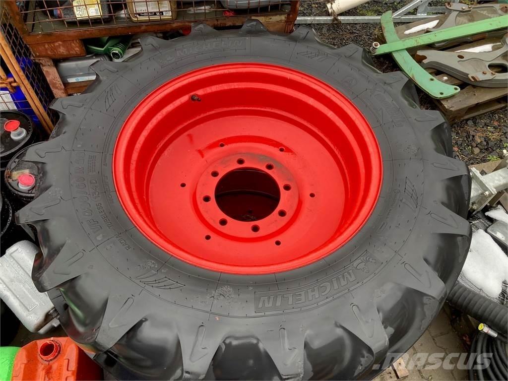 Michelin 480/60R28 ملحقات أخرى للجرارات