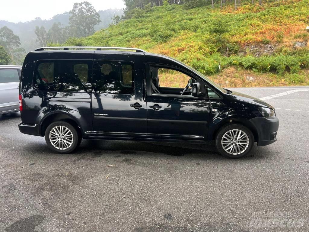 Volkswagen Caddy شاحنة مقفلة