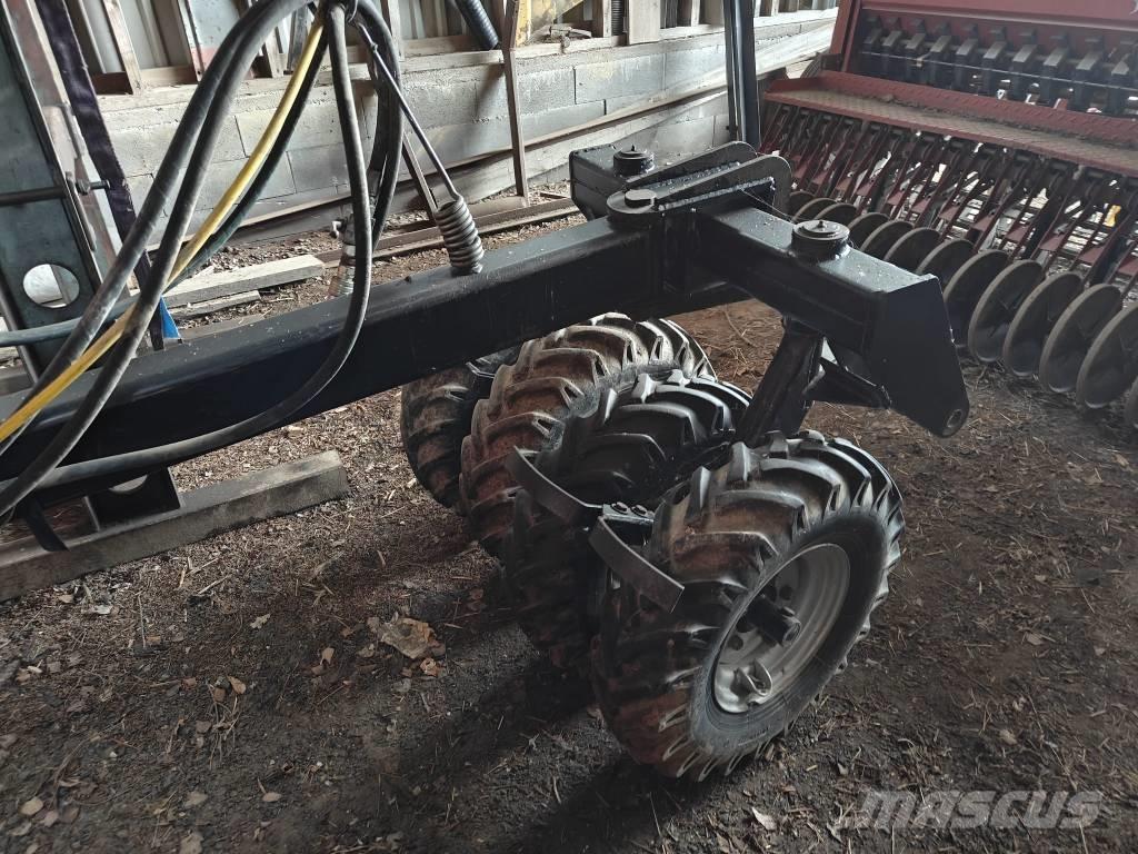 Junkkari 4000s مثاقيب مدمجة