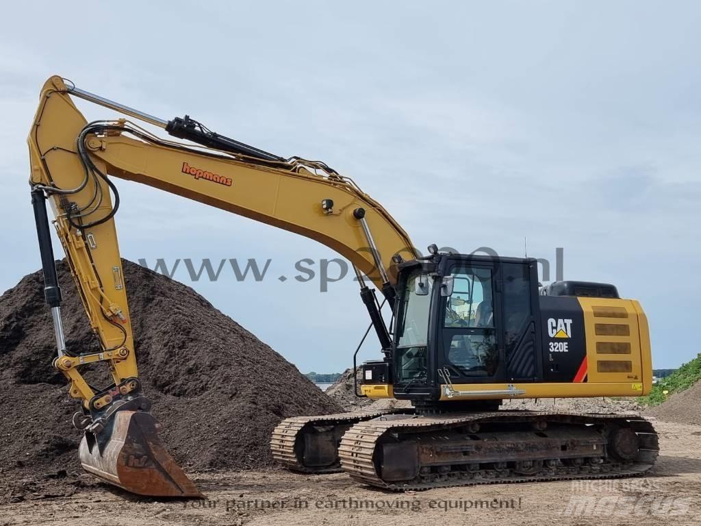 CAT 320 EL حفارات زحافة