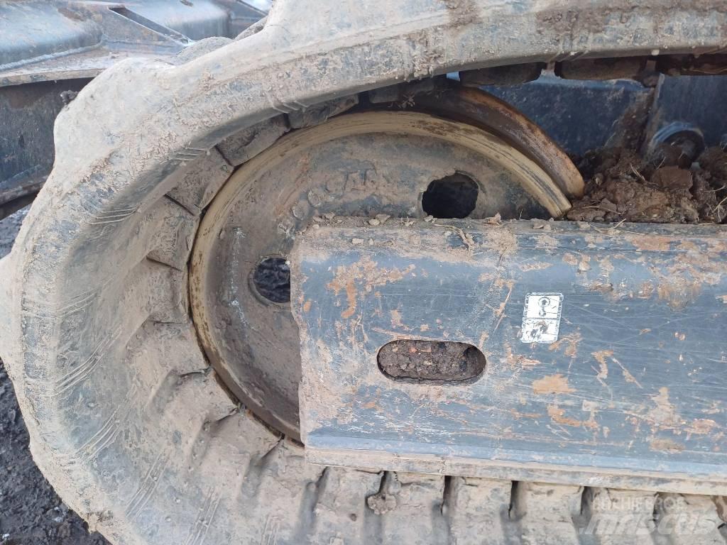 Doosan DX 85 R-3 حفارات وسط 7 طن - 12 طن