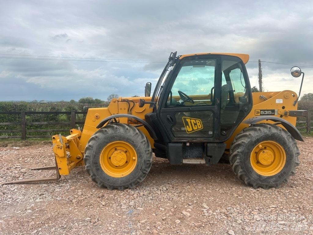 JCB 535-95 معدات مناولة لأغراض الزراعة