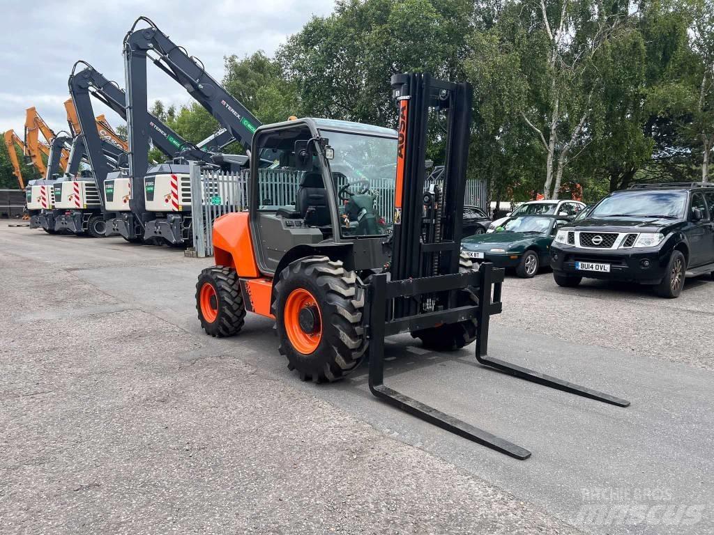 Ausa C 251 H شاحنات الديزل
