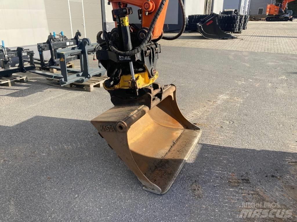 Hitachi ZX 85 US-5 حفارات وسط 7 طن - 12 طن
