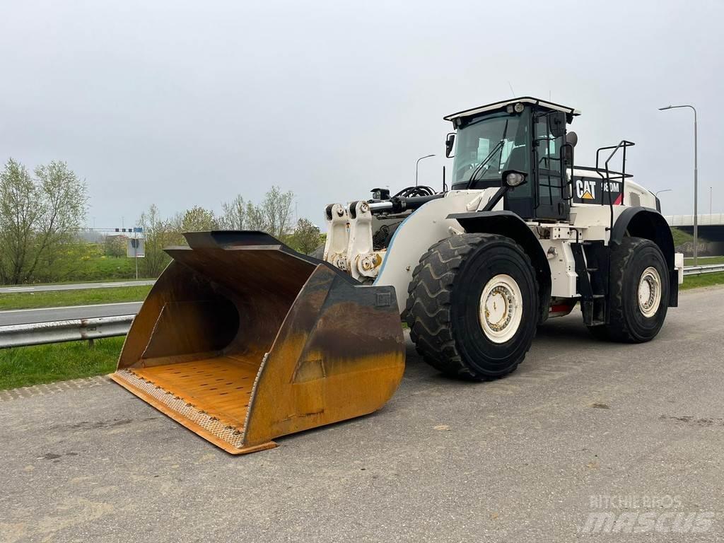 CAT 980M لوادر بعجل