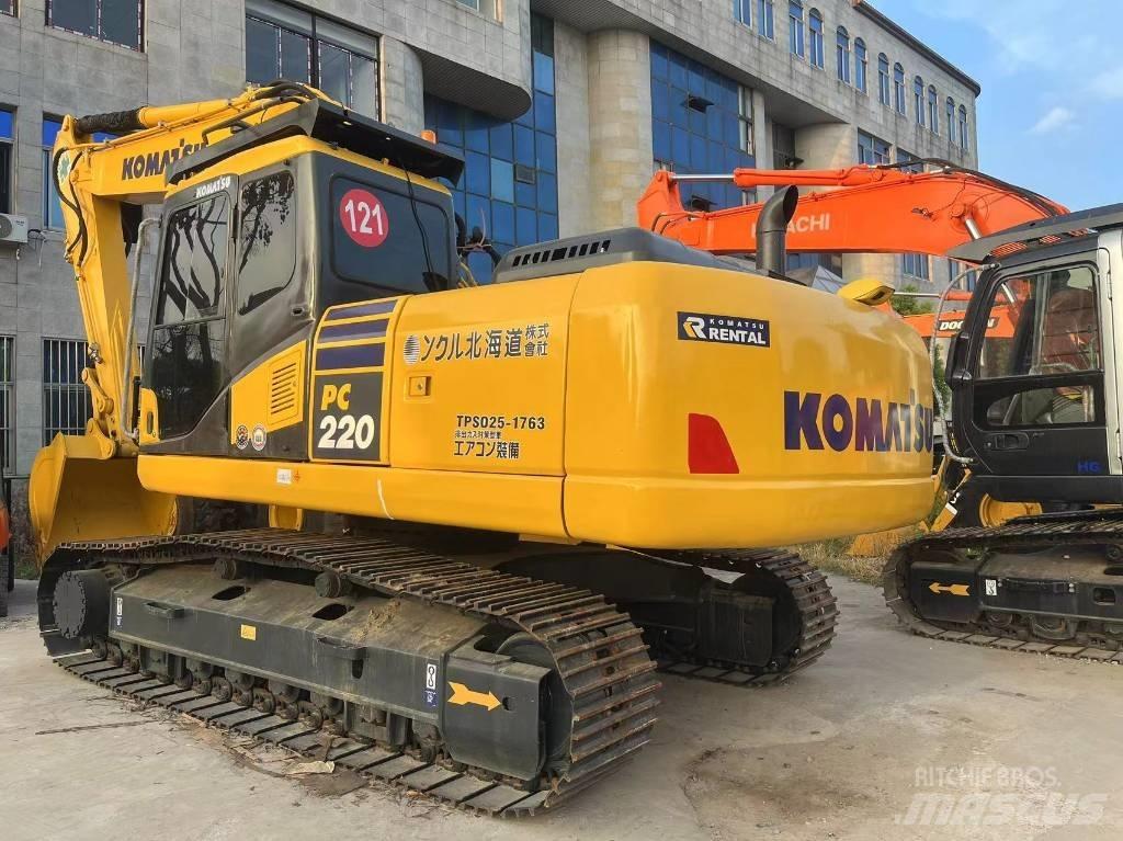 Komatsu PC 220-7 حفارات زحافة