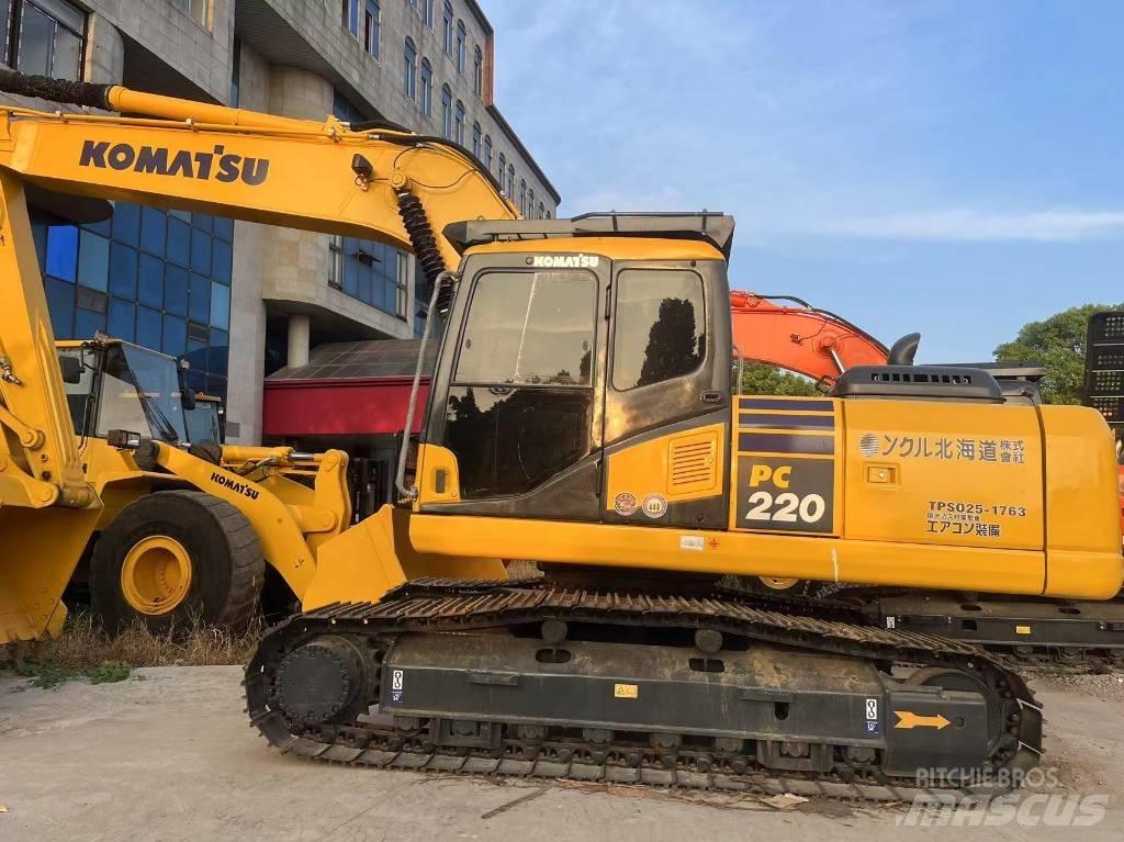 Komatsu PC 220-7 حفارات زحافة