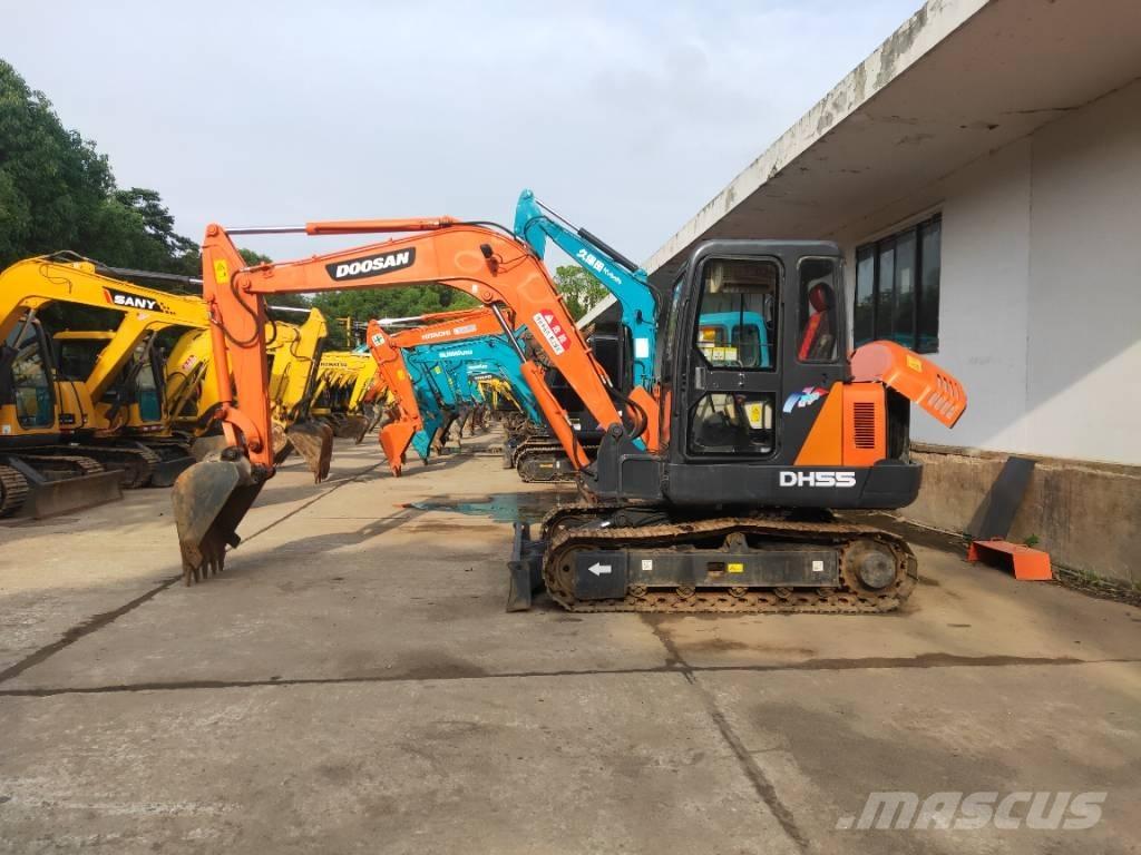 Doosan DH55 حفارات صغيرة أقل من 7 طن (حفارات صغيرة)