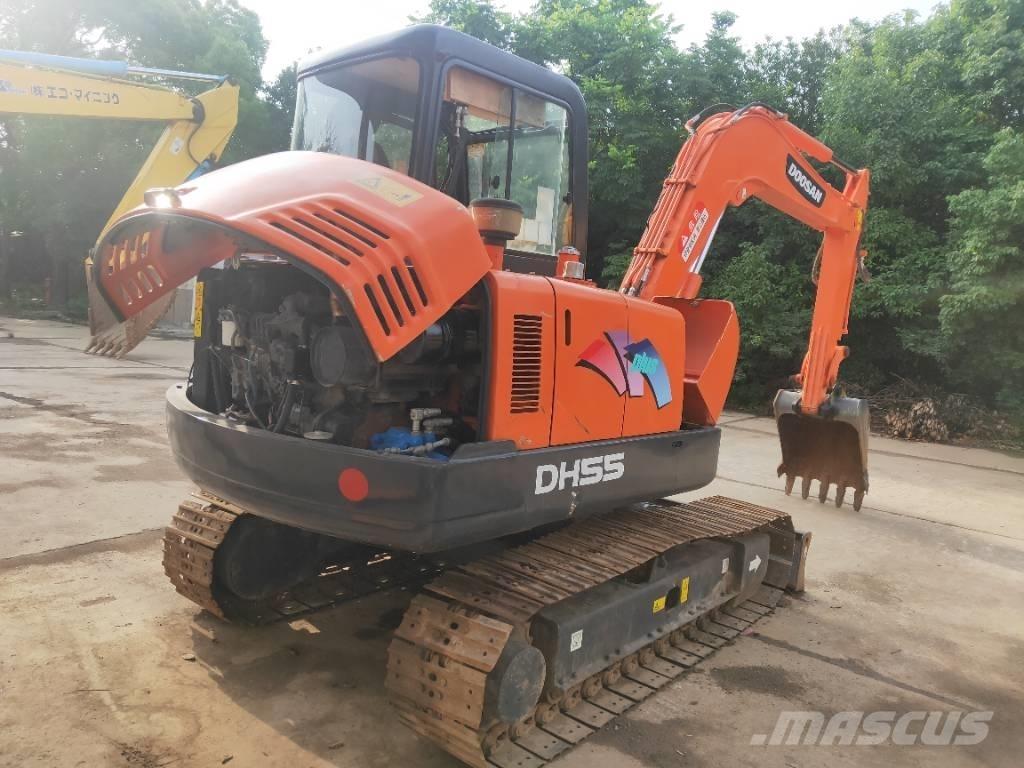 Doosan DH55 حفارات صغيرة أقل من 7 طن (حفارات صغيرة)