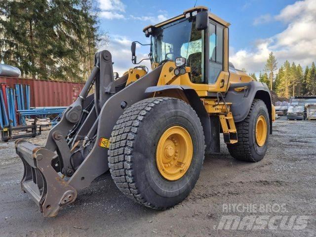 Volvo L110H لوادر بعجل
