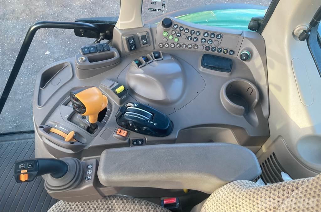 John Deere 6120M الجرارات